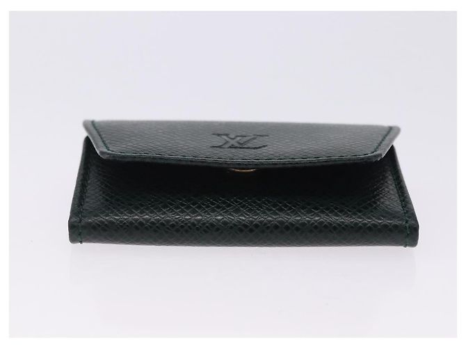 LOUIS VUITTON Taiga Buton de Manchette Cuffs Epicea LV Auth BA15690 - vista 6