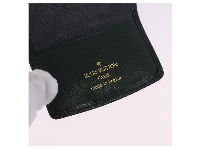 LOUIS VUITTON Taiga Buton de Manchette Cuffs Epicea LV Auth BA15690 - vista 9