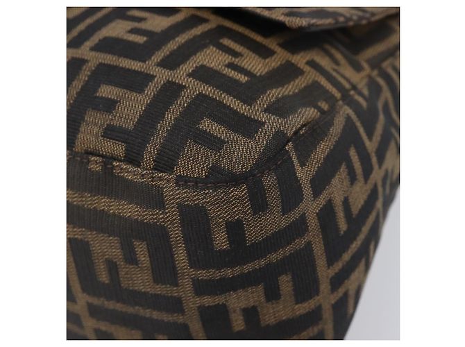 Borsa a tracolla FENDI Zucca Canvas Mamma Baguette Marrone Nero Auth am12622V - vista 12