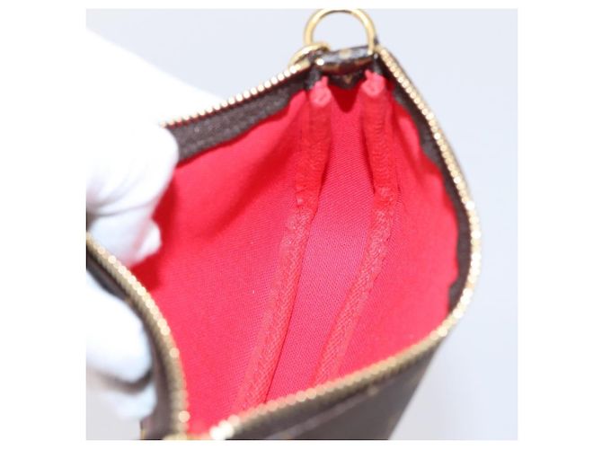 LOUIS VUITTON Monogram Vivienne Mini Pochette Accessoires Pouch LV Auth 204777M Monograma - vista 20