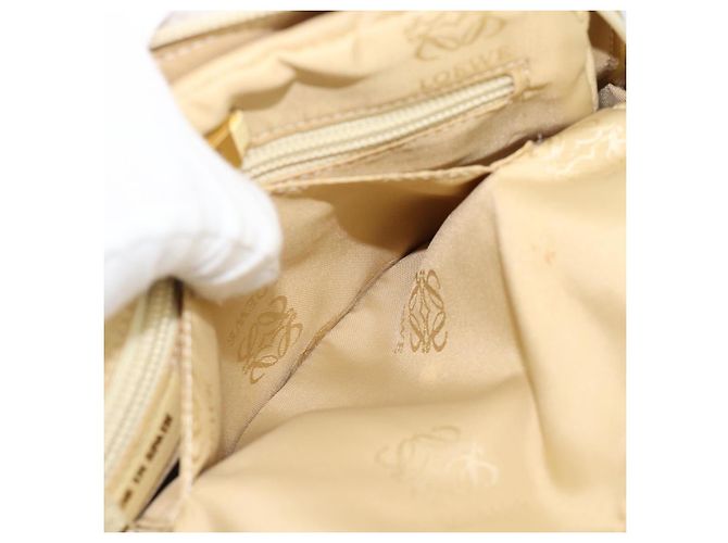 Borsa a tracolla con catena LOEWE in pelle beige oro autentica 192241A D'oro - vista 21