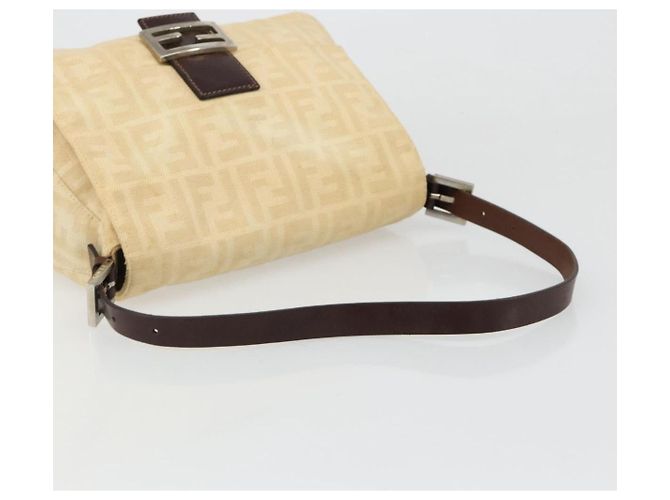 Borsa a tracolla FENDI Zucca Canvas Mamma Baguette Beige Silver Auth 186809A Argento - vista 7