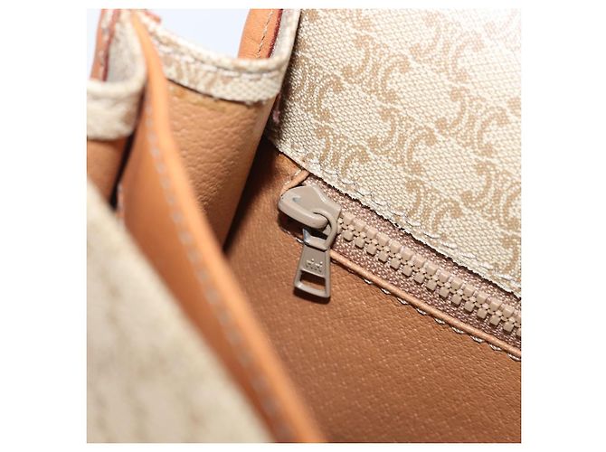 Céline Bolsa de Ombro CELINE Macadam Canvas PVC Bege Gold Auth 203607 Dourado - vista 23