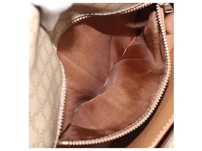Céline Bolsa de Ombro CELINE Macadam Canvas PVC Bege Gold Auth 203607 Dourado - vista 24
