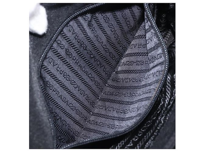 Bolsa de Ombro PRADA com Corrente de Plástico em Algodão Preto Auth 204708V - vista 22
