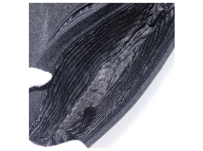 Bolsa de Ombro PRADA com Corrente de Plástico em Algodão Preto Auth 204708V - vista 24