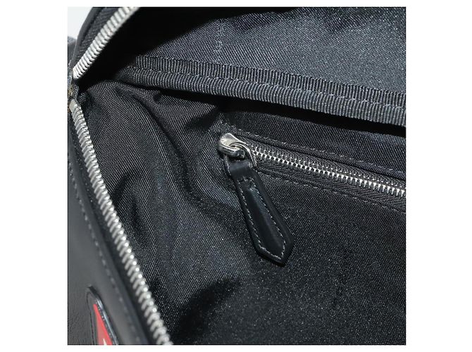 FENDI Bugseye Body Bag aus Leder Schwarz Silber 7VA434 Auth 204881M - Ansicht 25