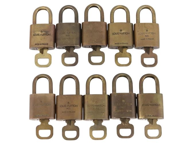 LOUIS VUITTON Padlock Metal 10 Set Gold Tone LV Auth 205897 - view 3