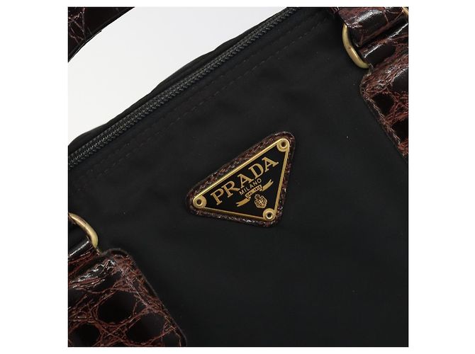 Sac à main PRADA Nylon Black Gold Auth 187087 Noir Doré - vue 15