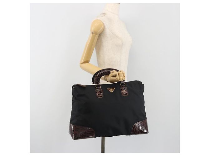 Sac à main PRADA Nylon Black Gold Auth 187087 Noir Doré - vue 27