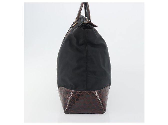 Sac à main PRADA Nylon Black Gold Auth 187087 Noir Doré - vue 5