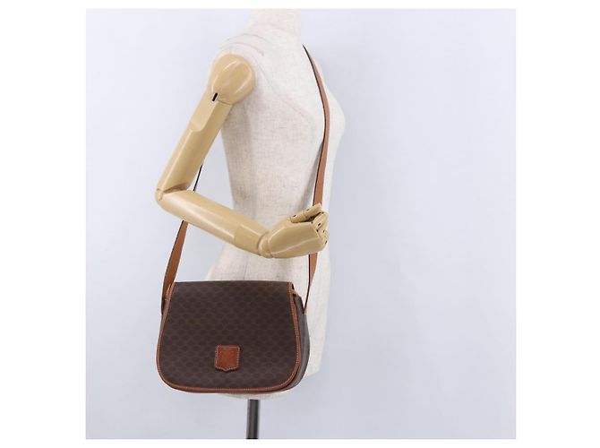 Céline Borsa a tracolla CELINE Macadam Canvas PVC Pelle Marrone Oro Auth 182419 D'oro - vista 24