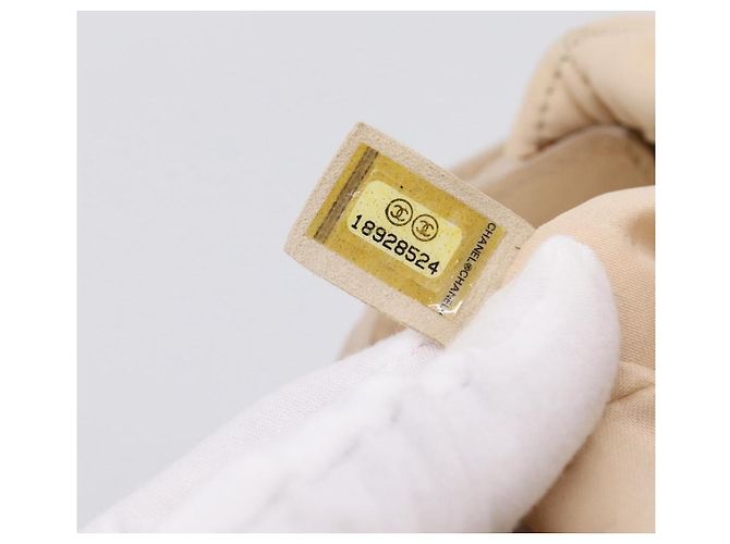Borsa a tracolla CHANEL Matelasse con catena in pelle d'agnello Ivory Gold CC Auth bs35037 D'oro Crudo - vista 24