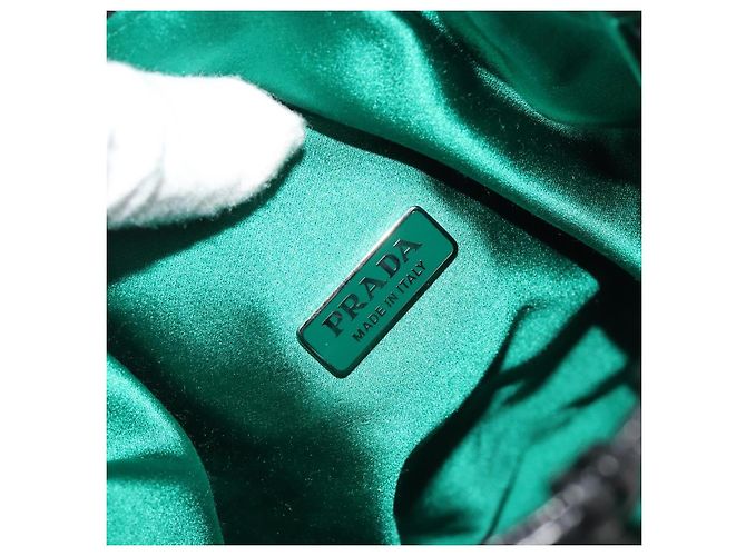Bolsa de Ombro com Corrente PRADA Satin Green Auth 127567 Verde - vista 18