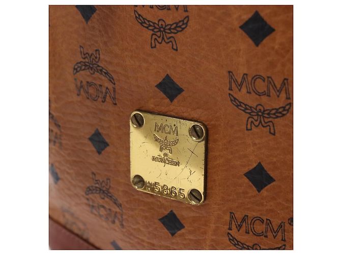 MCM Vicetos Logogram Schultertasche PVC Leather Brown Gold Auth 204094 Braun Golden - Ansicht 18