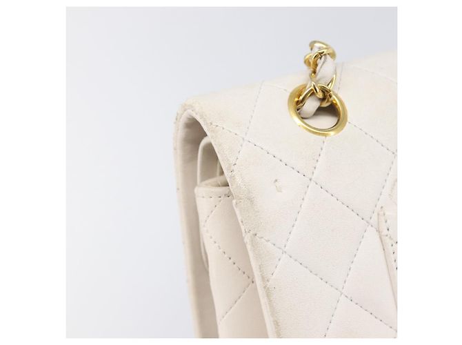 Borsa CHANEL Matelasse Double Flap Chain Bag Lamb Skin White Gold CC Auth 201534 Bianco D'oro - vista 17