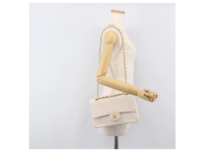 Borsa CHANEL Matelasse Double Flap Chain Bag Lamb Skin White Gold CC Auth 201534 Bianco D'oro - vista 31
