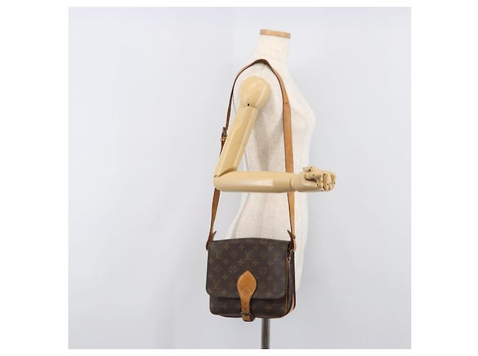 LOUIS VUITTON Bolsa de Ombro Monogram Cartouchiere MM M51253 LV Auth 205100 Monograma - vista 30