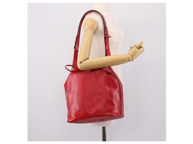 Borsa a tracolla LOUIS VUITTON Epi Noe Rossa M44007 LV Auth ki6821A Rosso - vista 19