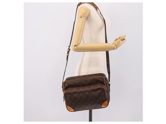 LOUIS VUITTON Monogram Nile Shoulder Bag M45244 LV Auth 204609A Monograma - vista 24