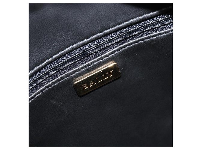 Bolsa de Ombro com Corrente BALLY em Couro Preto e Dourado Auth BA15568A - vista 17
