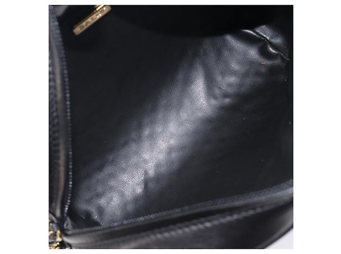 Bolsa de Ombro com Corrente BALLY em Couro Preto e Dourado Auth BA15568A - vista 18