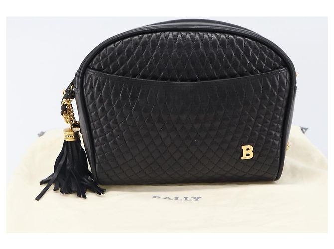 Bolsa de Ombro com Corrente BALLY em Couro Preto e Dourado Auth BA15568A - vista 25
