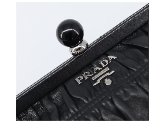 Beauty case arricciato PRADA in pelle nero argento Auth 204606V - vista 12