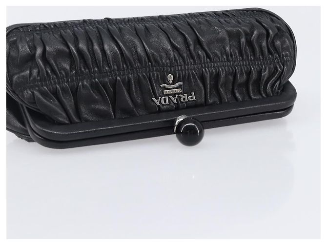 Beauty case arricciato PRADA in pelle nero argento Auth 204606V - vista 6