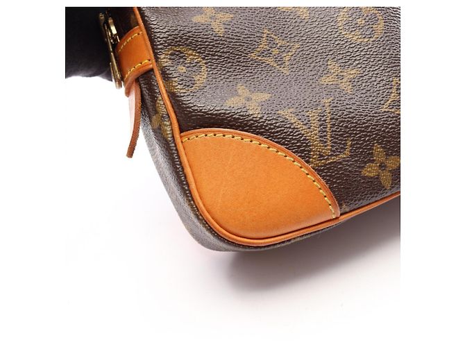 Borsa a pochette Louis Vuitton Marly Dragonne Marrone - vista 10
