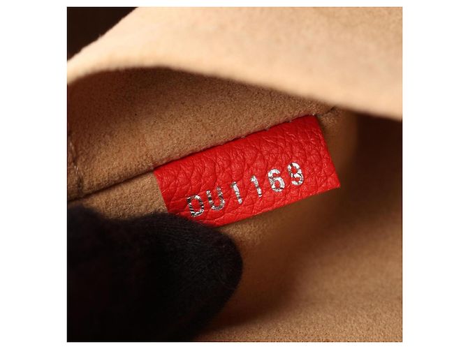 Bolsa de Mão 2-Way Louis Vuitton Lockme Ever BB Preto Vermelho Cru - vista 5
