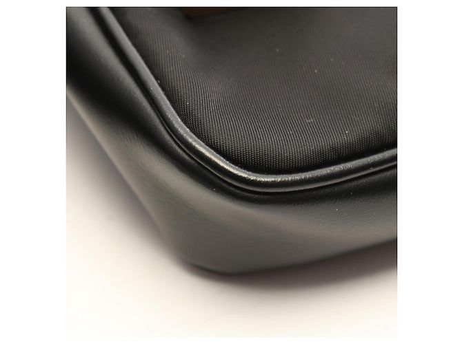 Prada Re-Nylon TESSUTO + VITELLO Schultertasche Schwarz - Ansicht 5