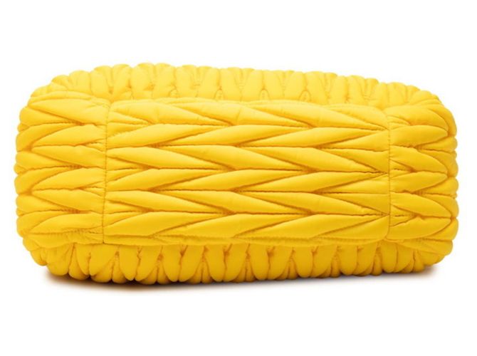 Miu Miu Matelassé Yellow Handtasche Gelb - Ansicht 3