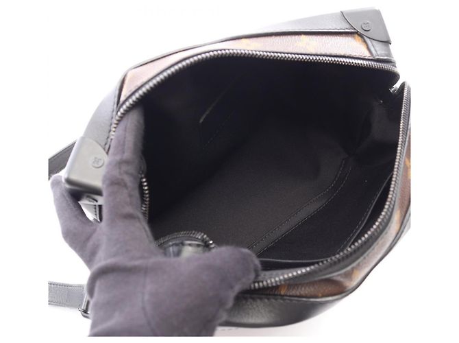 Sac à bandoulière Louis Vuitton Soft Trunk Monogram Solar Ray Marron - vue 3