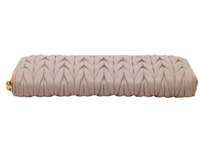 Cartera larga con cremallera redonda Miu Miu Matelassé Rosa - vista 3