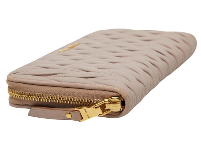 Cartera larga con cremallera redonda Miu Miu Matelassé Rosa - vista 5