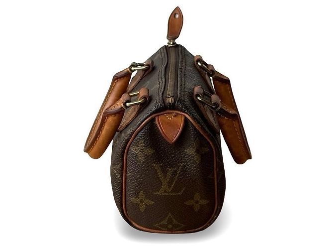 Louis Vuitton Nano Speedy - vista 3