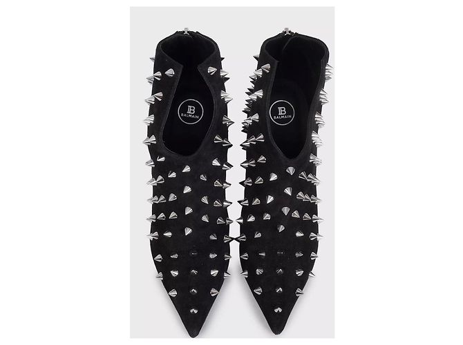 Stivaletti in camoscio nero con borchie Balmain EU 38 usati - vista 2