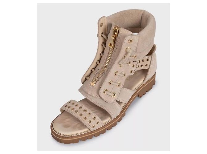 Sandalias de tacón alto de gamuza beige Balmain t Sz.37.5 de segunda mano - vista 3