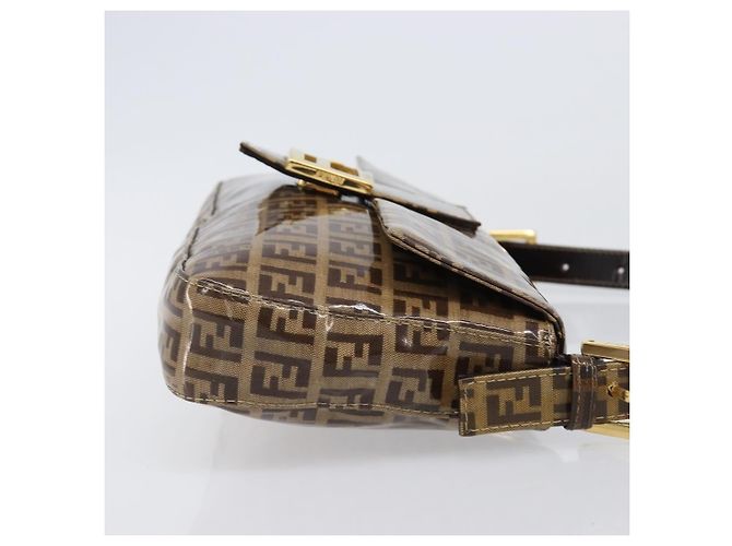 Borsa Fendi Mamma Baguette Zucca in pelle verniciata medium Beige - vista 5