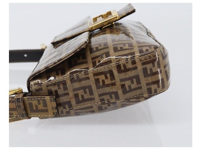 Borsa Fendi Mamma Baguette Zucca in pelle verniciata medium Beige - vista 6