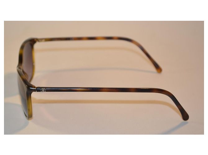Chanel Modell 3281 Sonnenbrille aus Schildpatt-Acetat Braun - Ansicht 3