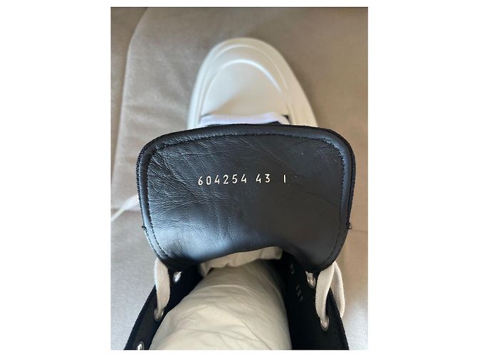 Alexander McQueen Sneakers High-Top Tread Slick Nero Bianco - vista 8