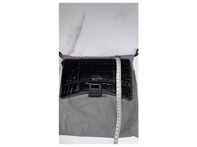 Balenciaga Hourglass Chain Bag Pelle Nera Effetto Coccodrillo Nero - vista 9