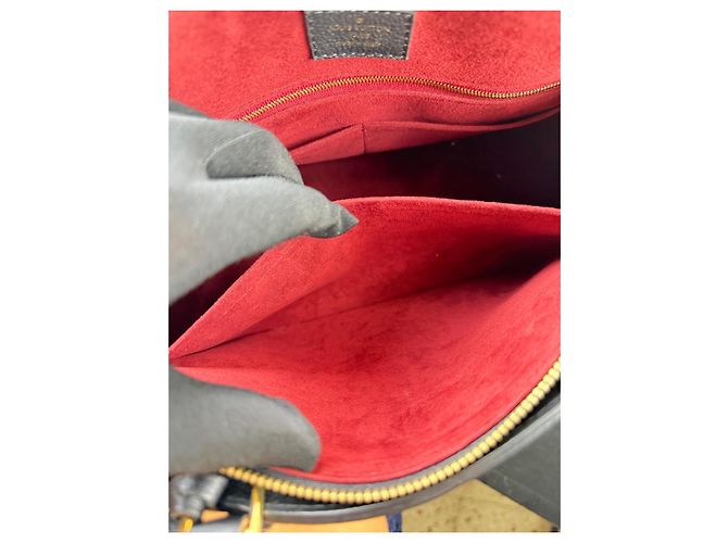 Louis Vuitton Monogram Empreintes Lederhandtasche Schwarz - Ansicht 15