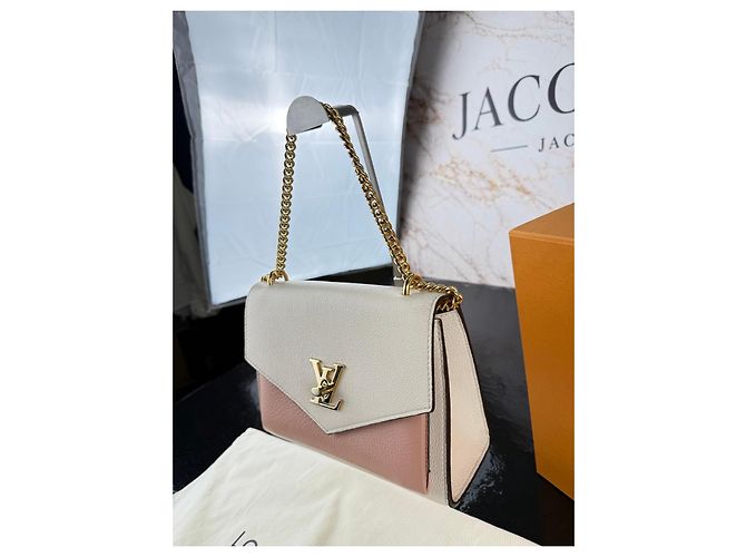 Louis Vuitton Pochette Lockme en cuir grainé blanc et rose - vue 15