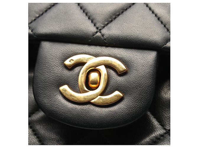 Chanel Matelassé Double Flap Schultertasche Schwarz - Ansicht 12