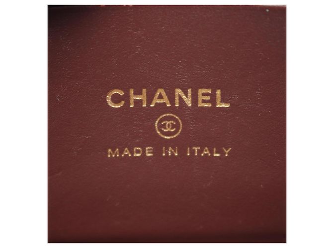Borsa a tracolla Chanel Matelassé Classic Nero - vista 4