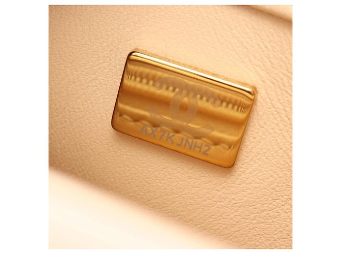 Borsa a tracolla Chanel Matelassé Beige - vista 5