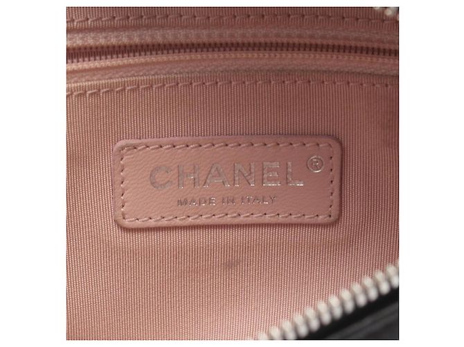 Borsa a spalla Chanel Matelassé Nera Nero - vista 4